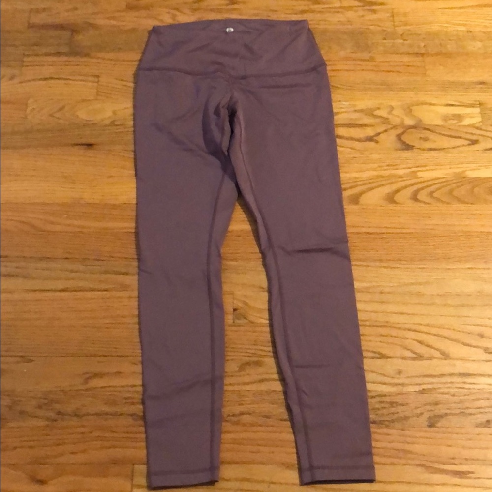 Purple pant workout legging